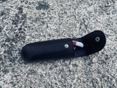 Sommelier opener in caseping